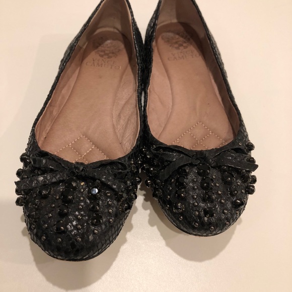 Vince Camuto Flats - Picture 2 of 6